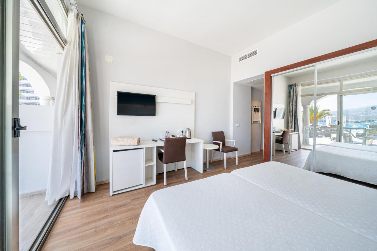 Twin Room with Sea View and Direct Access to Solarium,1264186009:JPEG